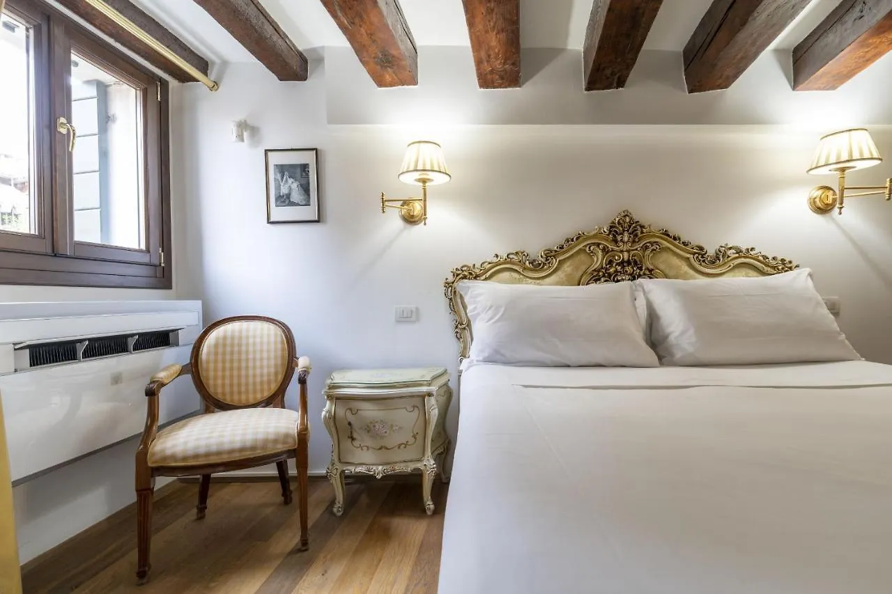 Gondola Luxury - Campo Santi Filippo E Giacomo By Wonderful Italy Venice 0*,